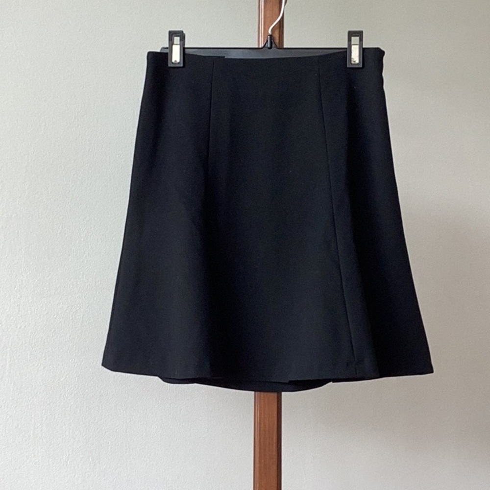 So cute black tulip skirt